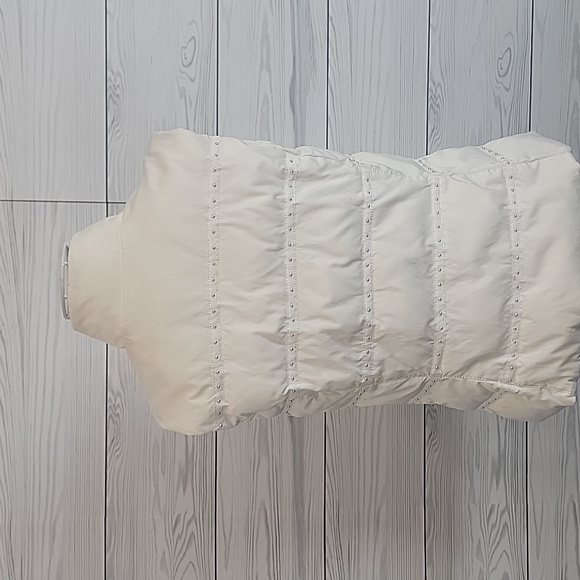 WHBM puffer vest - ivory Women's Size M - Picture 6 of 11